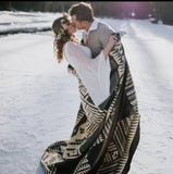 Mountain Flakes Queen Blanket - Tracing the Columbia