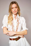 Embroidered Scallop Collar Puff Sleeve Top: OFF WHITE
