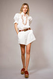 Embroidered Scallop Collar Puff Sleeve Top: OFF WHITE