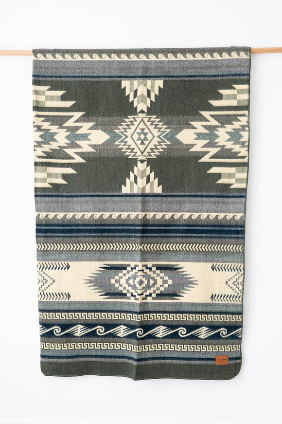 Maskuy Queen Blanket - Ocean Mist