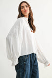 Boho-Chic Embroidered White Peasant Blouse: OFF WHITE
