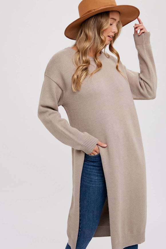 HIGH SLIT LONGLINE PULLOVER: MUSHROOM