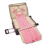 Briggs & Riley - BASELINE Medium Expandable Spinner - Plum