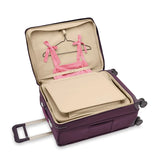 Briggs & Riley - BASELINE Medium Expandable Spinner - Plum