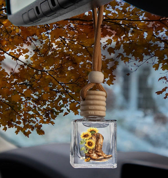 COWBOY BOOTS | CAR DIFFUSER
: Ripe Berries + Citrus